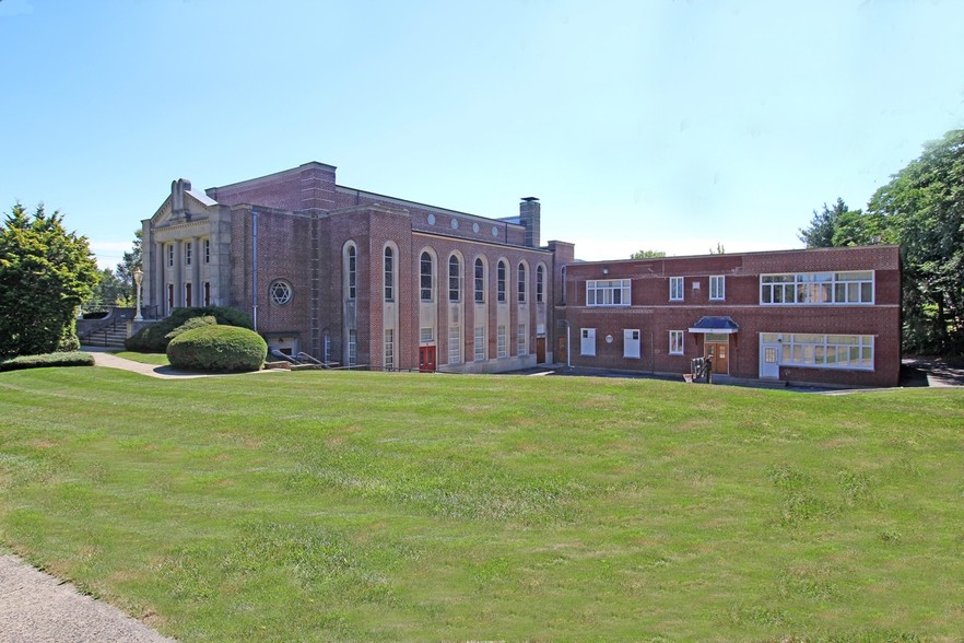 2385 Park Ave, Bridgeport, CT for sale - Primary Photo - Image 1 of 1