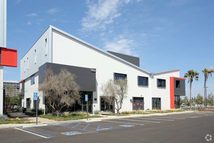 2230-2238 E Maple Ave, El Segundo, CA for sale - Primary Photo - Image 1 of 1