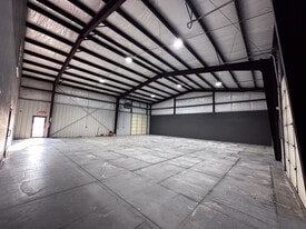 524 Tower Dr, Moore OK - Warehouse