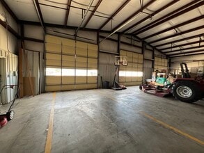511 N Elm St, Jenks, OK for lease Interior Photo- Image 1 of 3