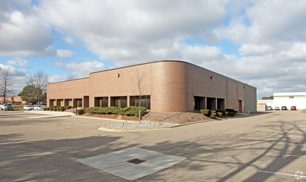 41150 Technology Park Dr, Sterling Heights, MI for lease - Building Photo - Image 3 of 3