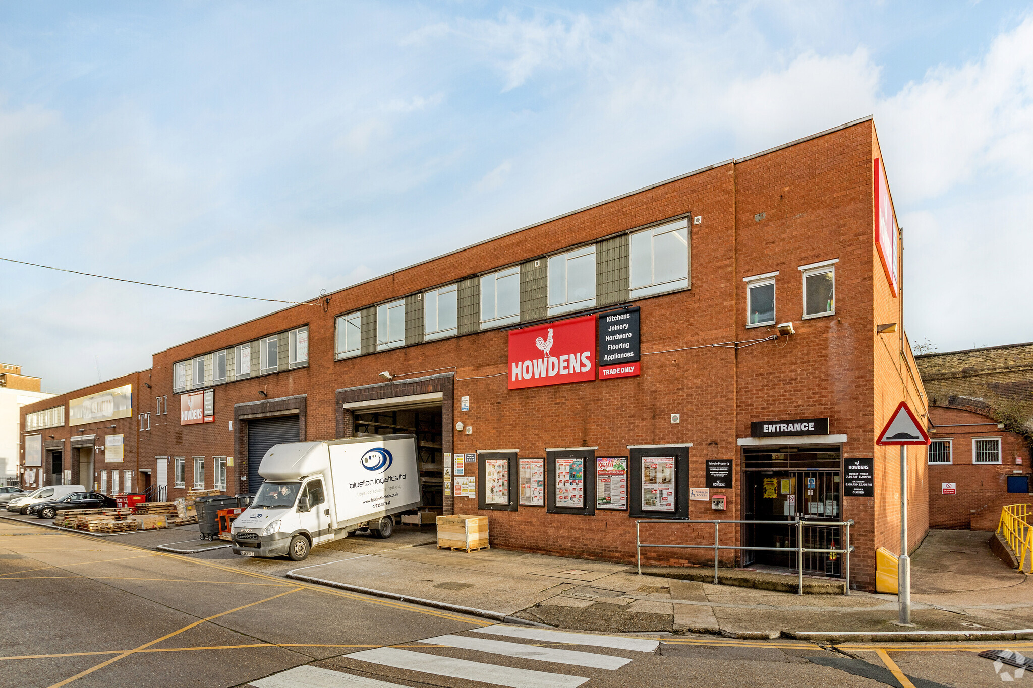 Rotherhithe New Rd, London for sale Primary Photo- Image 1 of 1