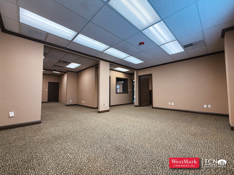 6102 Chicago Ave, Lubbock, TX for lease - Building Photo - Image 3 of 6