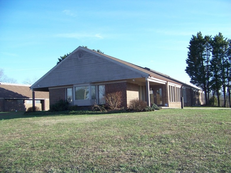 11653 Chapman Hwy, Seymour, TN for sale - Building Photo - Image 1 of 1