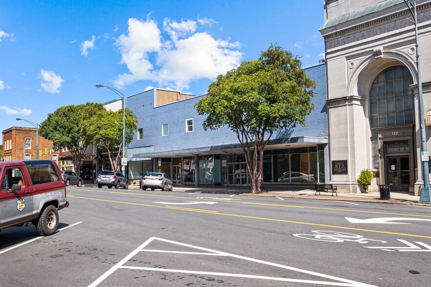 111 S Main St, Salisbury, NC for sale - Primary Photo - Image 1 of 9