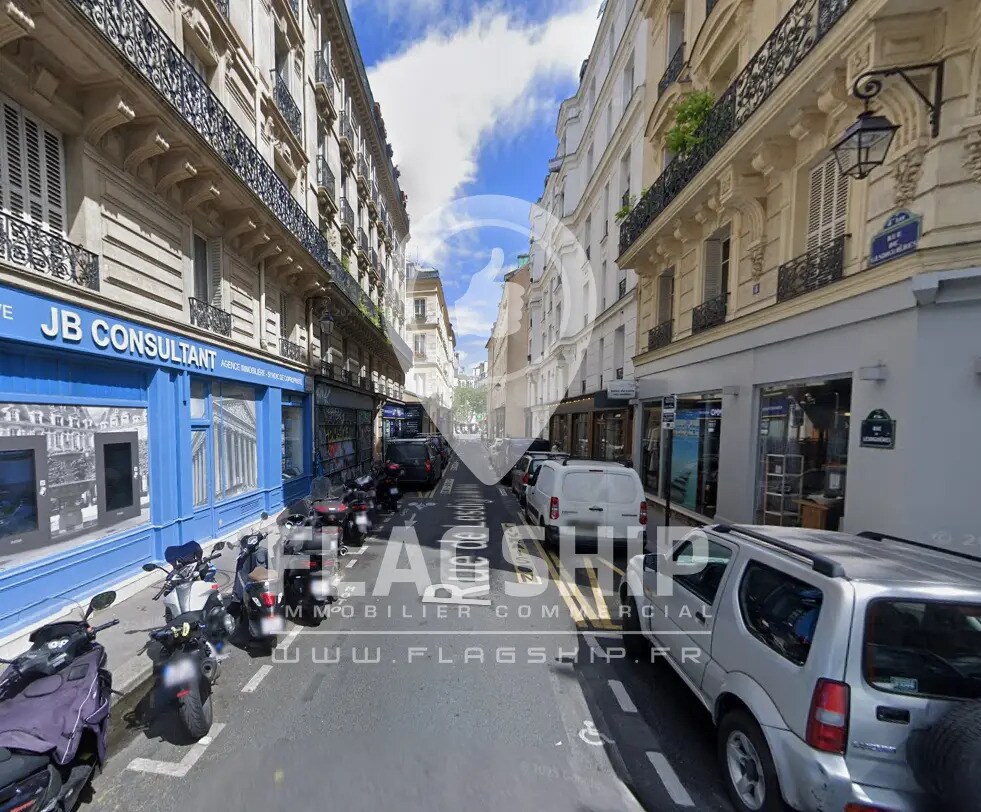 Retail in Paris for lease Building Photo- Image 1 of 4