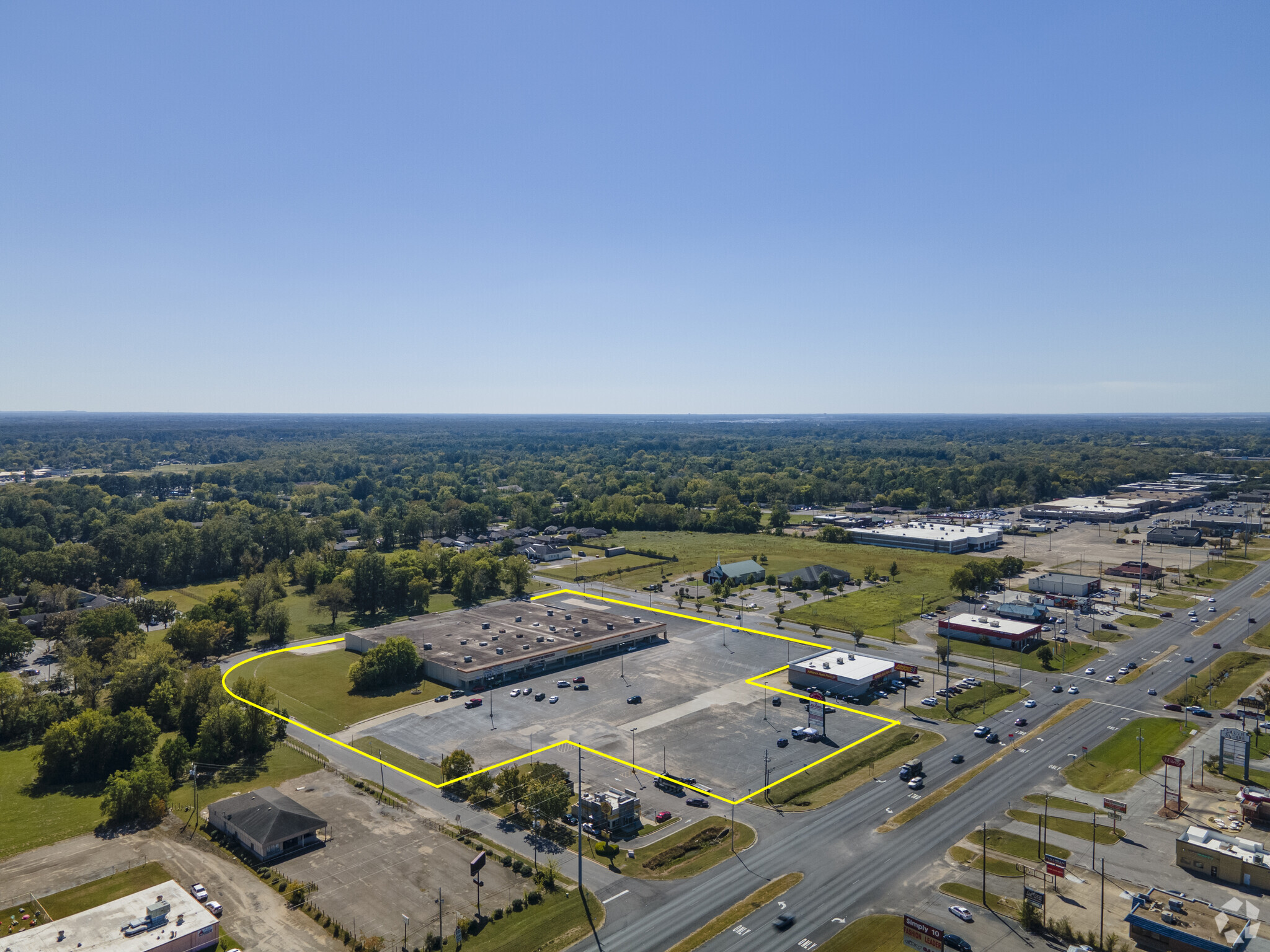 2412-2424 E South Blvd, Montgomery, AL for sale Primary Photo- Image 1 of 1