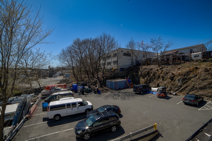 1 Martin Pl, Port Chester, NY for lease - Building Photo - Image 2 of 4