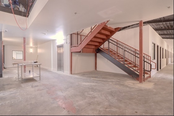 301 W Main St, Midlothian, TX for lease - Interior Photo - Image 2 of 19