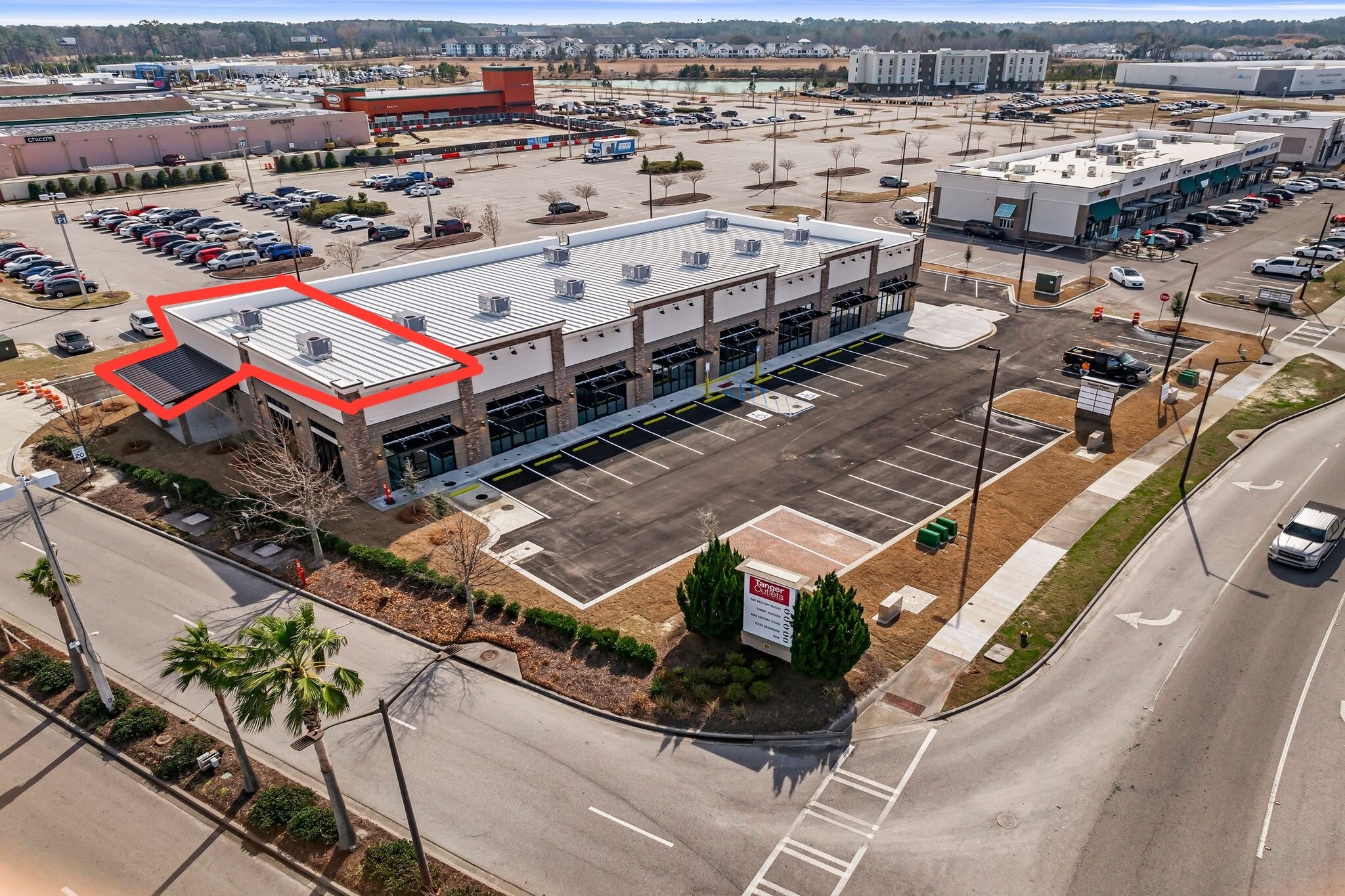 220 Tanger Outlets Blvd, Pooler, GA for lease Building Photo- Image 1 of 23