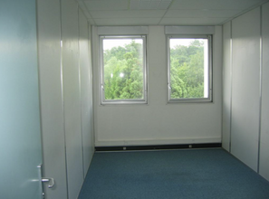 42 Chemin Du Moulin Carron, Écully for lease Interior Photo- Image 2 of 2