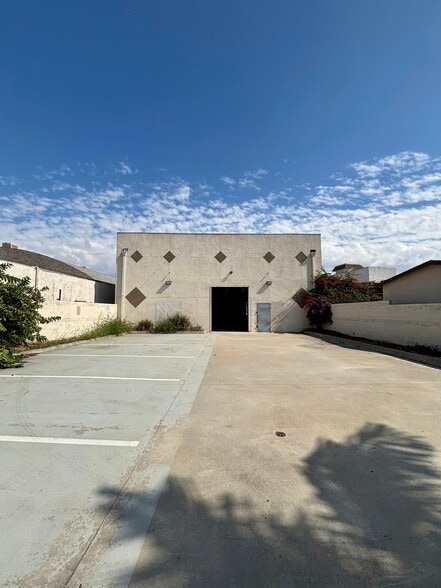 2735 Tyler Ave, El Monte, CA for sale - Building Photo - Image 2 of 8