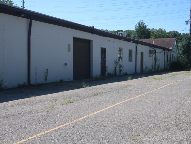 254 Drum Point Rd, Brick, NJ for sale - Primary Photo - Image 1 of 1