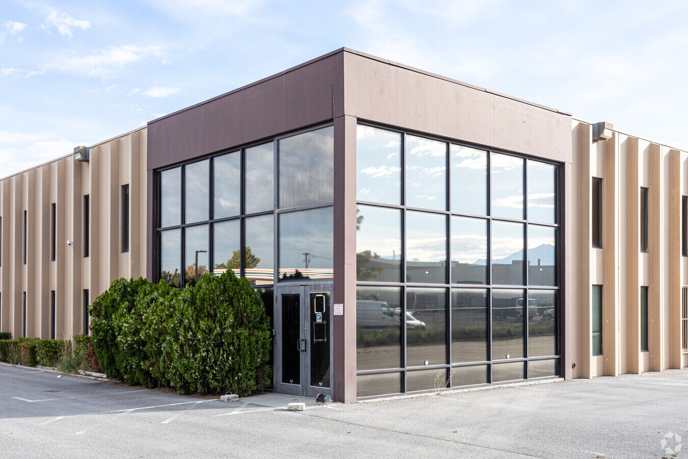 3959 W 1820 S, Salt Lake City, UT 84104 READY TO SELL!