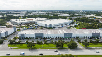 7215 S John Young Pky, Orlando, FL for lease Building Photo- Image 2 of 3