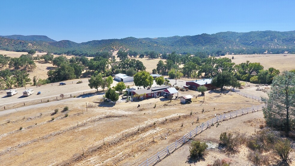 76980 San Antonio Rd, Bradley, CA for sale - Building Photo - Image 3 of 54