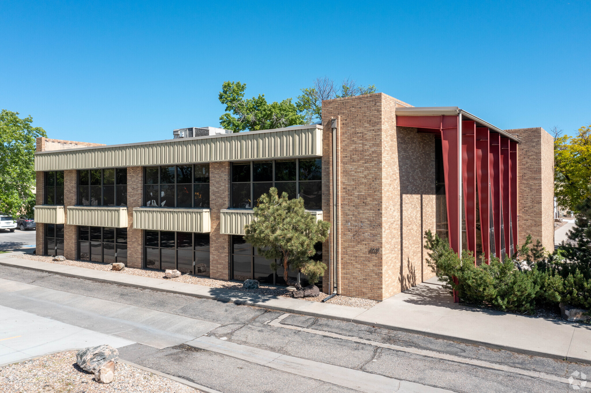 11405-11407 W I 70 Frontage Rd N, Wheat Ridge, CO for lease Primary Photo- Image 1 of 24