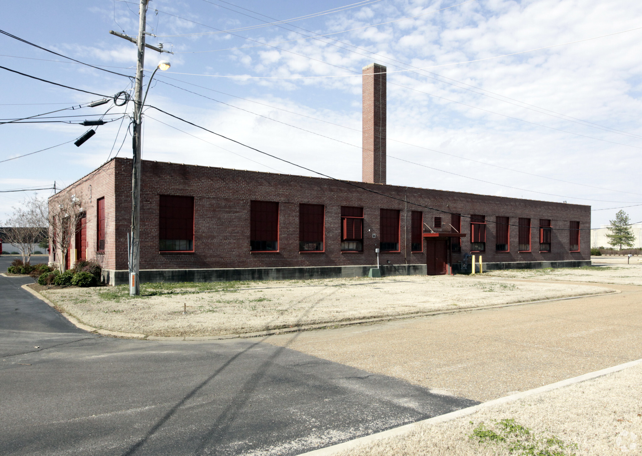 2241 Truitt St, Memphis, TN for lease Primary Photo- Image 1 of 3