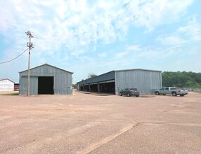 609 13th Ave NE, Little Falls, MN for lease Building Photo- Image 2 of 4