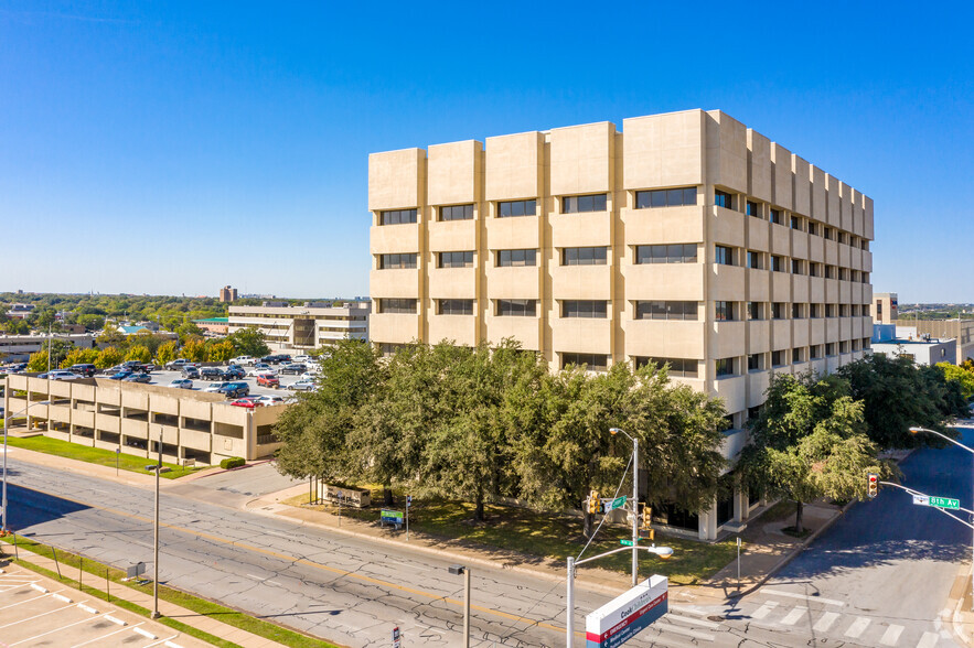 800 8th Ave, Fort Worth, TX for lease - Building Photo - Image 2 of 2