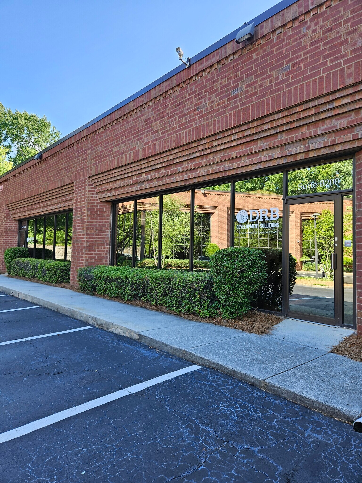 Office in Atlanta, GA for sale Primary Photo- Image 1 of 1