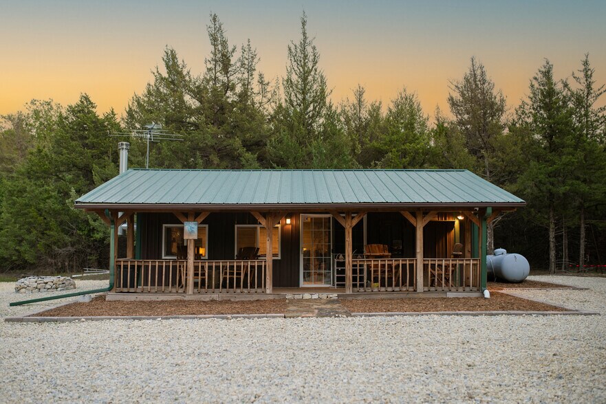 22617 W. Mills Ave., Plevna, KS 67568