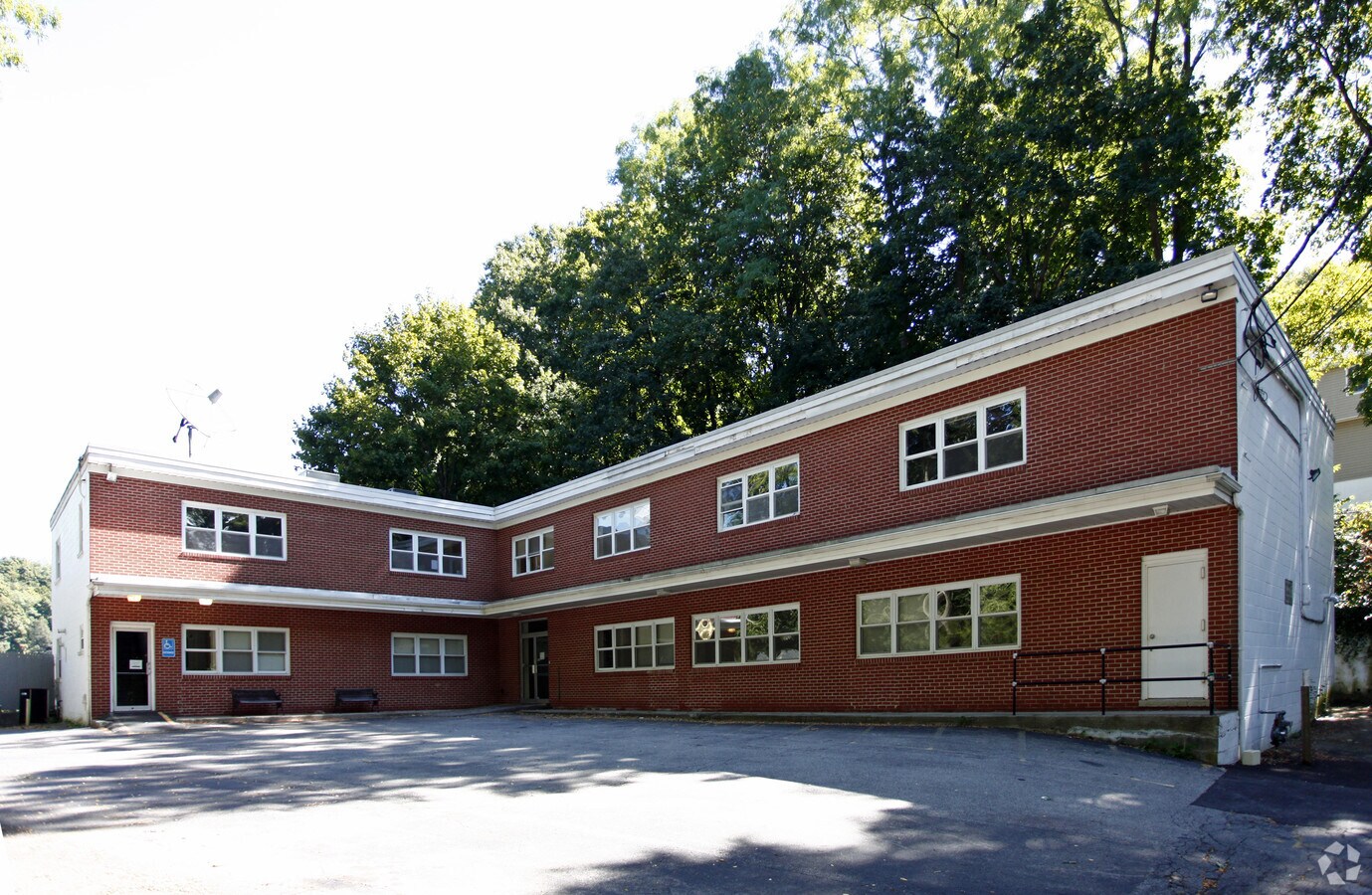 2636 Legion Dr, Valhalla, NY 10595