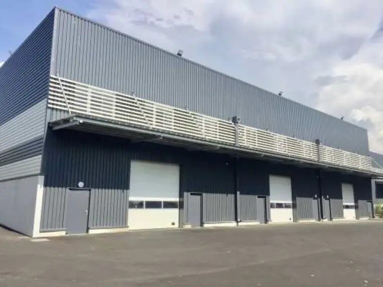 Flex in Aix-en-Provence for lease - Building Photo - Image 2 of 7