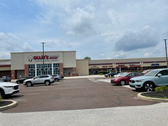 3200 Ridge Pike, Eagleville, PA for lease Building Photo- Image 1 of 3