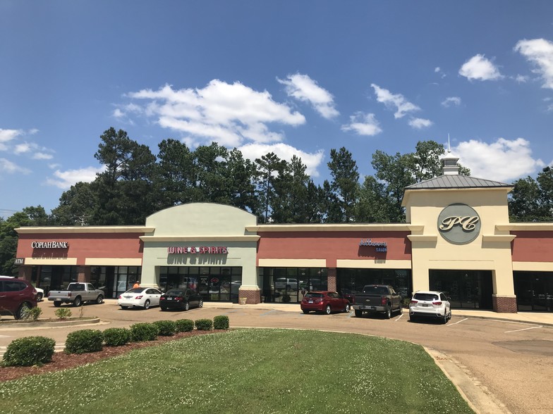 717-747 Clinton Pky, Clinton, MS for lease - Building Photo - Image 2 of 5