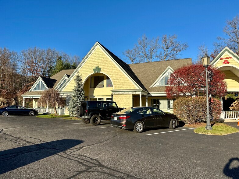 1461 Hooksett Rd, Hooksett, NH for sale - Building Photo - Image 1 of 1