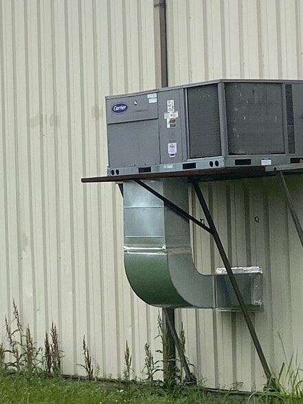 1225 Buschong St, Houston, TX for lease - Building Photo - Image 3 of 5