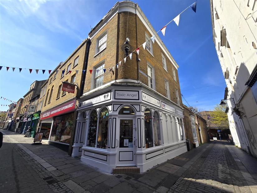 54-54A High St, Gravesend for sale Building Photo- Image 1 of 1