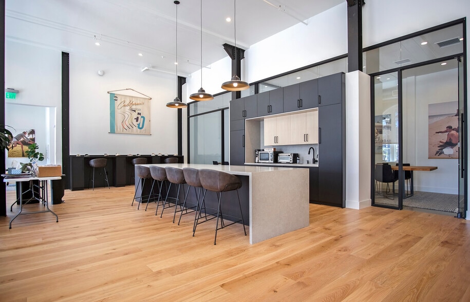 430 Chapala St, Santa Barbara, CA for lease - Interior Photo - Image 2 of 9