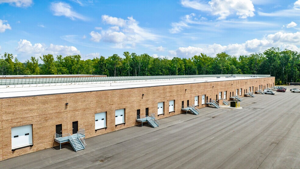 Hinton Oaks Blvd, Knightdale, NC 27545 Merritt Midway Business Park