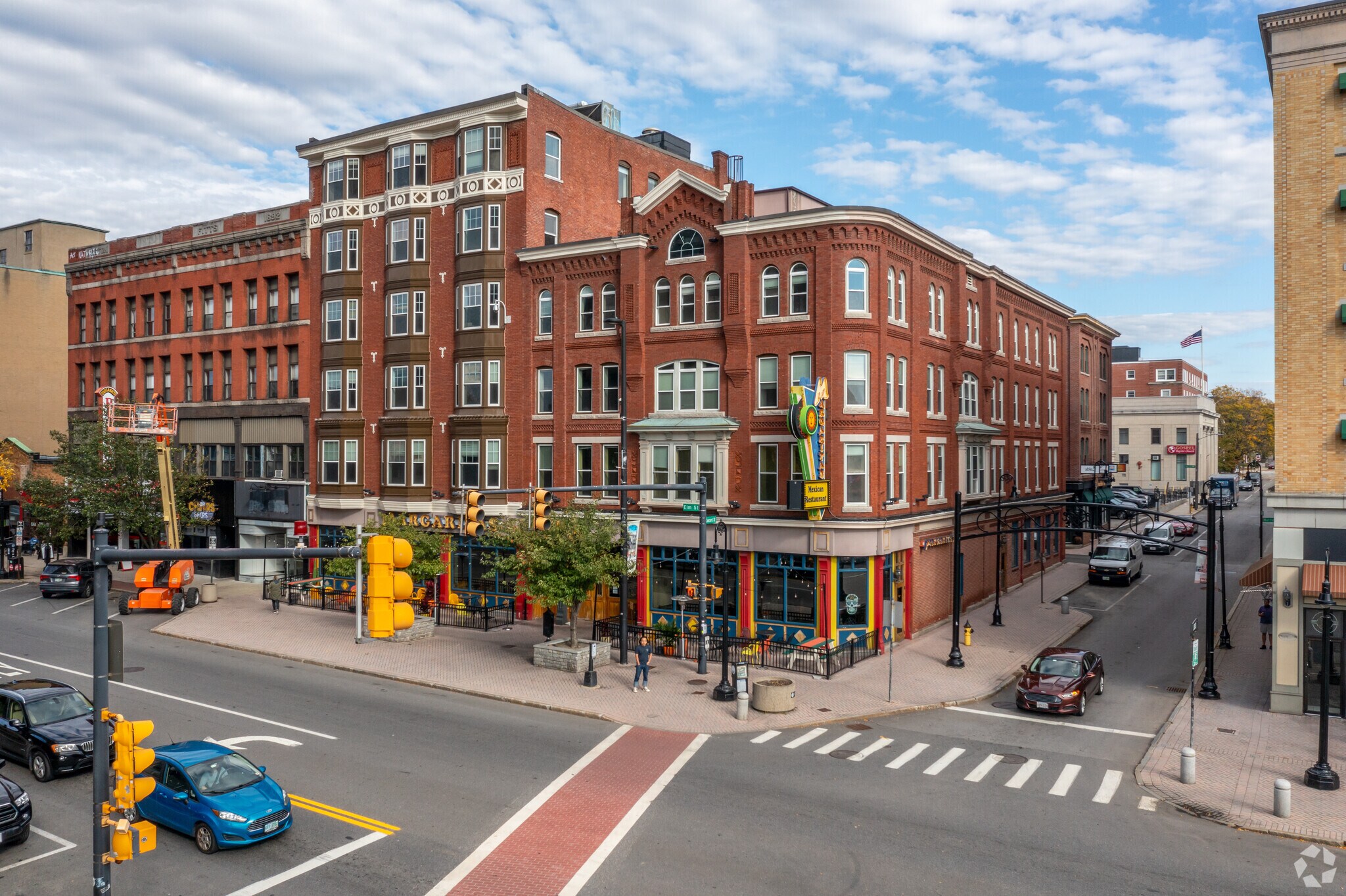 10371045 Elm St, Manchester, NH 03101 Landmark Chase Building