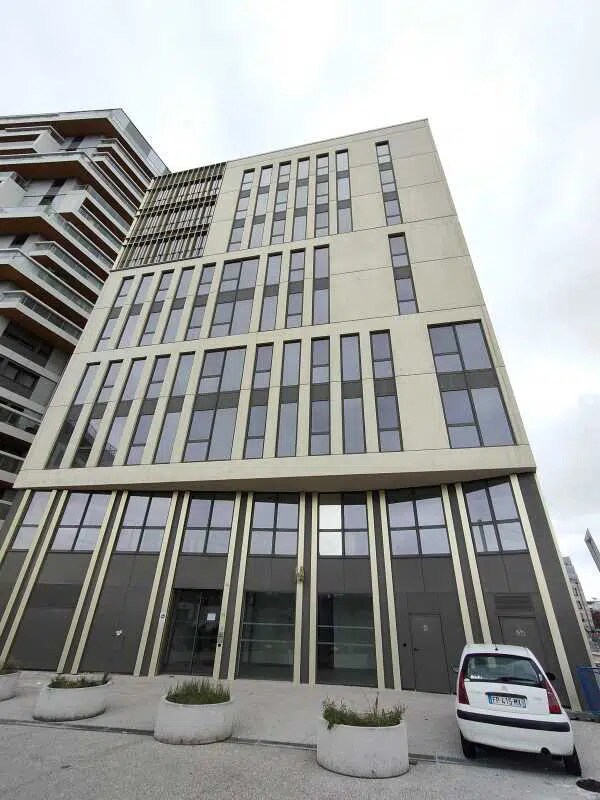 Office in Bordeaux for lease Building Photo- Image 1 of 7