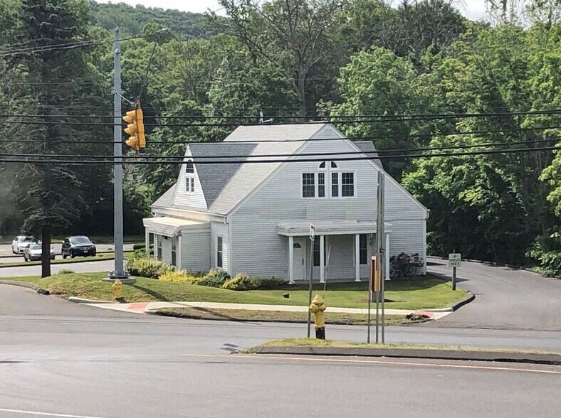 1409 Middletown Ave, Northford, CT 06472