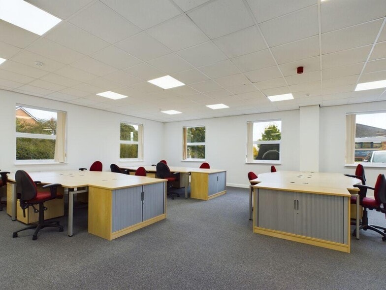 Beecham Ct, Wigan for lease - Building Photo - Image 3 of 5