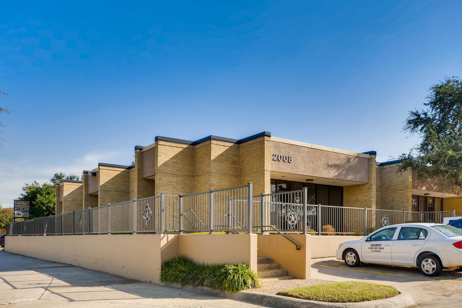 2000 E Randol Mill Rd, Arlington, TX 76011 Small Office Spaces Next