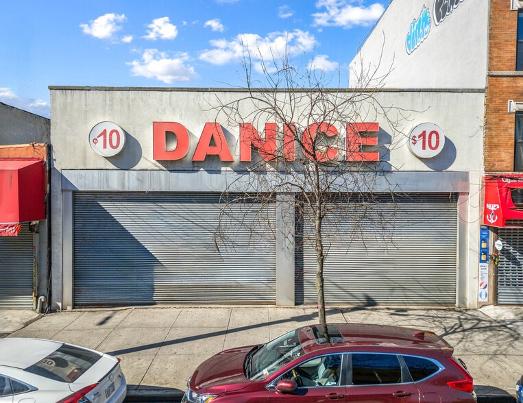 446 Rockaway Ave, Brooklyn, NY for lease - Building Photo - Image 1 of 16