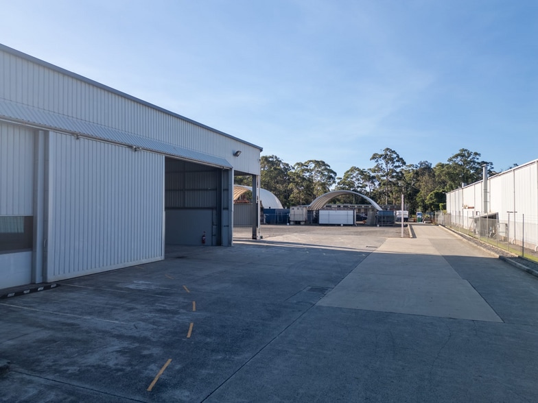 15 Newbridge Rd, Berkeley Vale for lease - Building Photo - Image 3 of 5