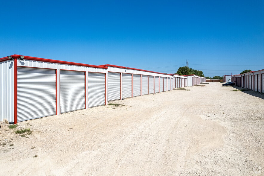 3855 Osage Ln, Wylie, TX for sale - Building Photo - Image 1 of 1