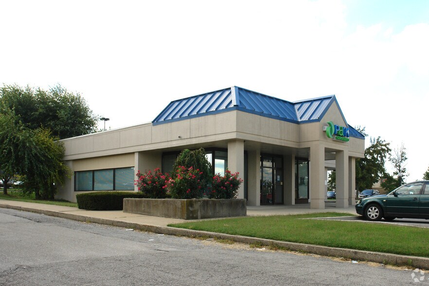 440 W New Circle Rd, Lexington, KY for sale - Primary Photo - Image 1 of 1