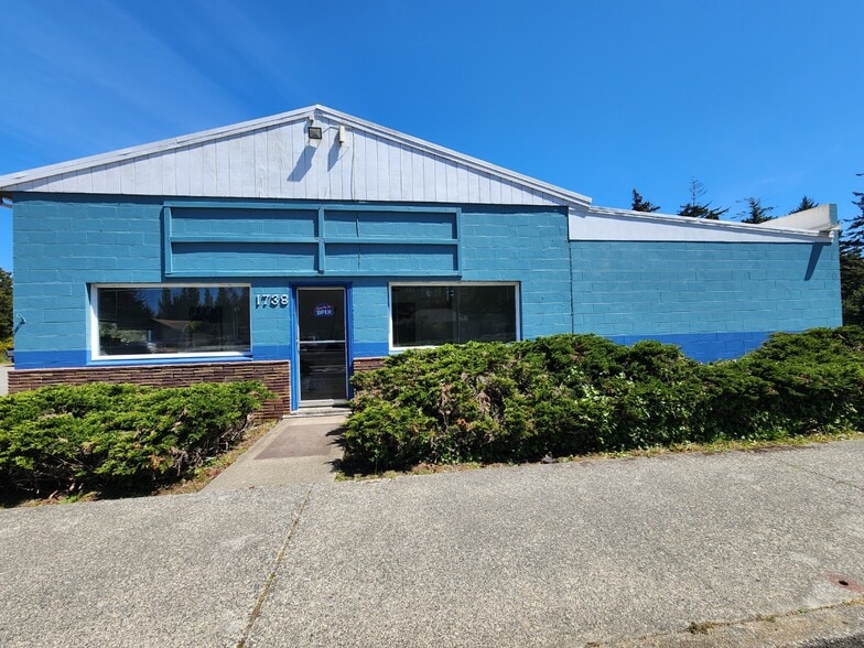 1738 Oregon St, Port Orford, OR for sale - Building Photo - Image 2 of 13