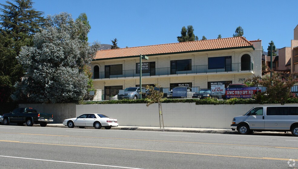 2505 Foothill Blvd La Crescenta Ca 91214 Office For Lease Loopnet Com