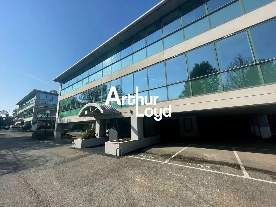 Office in SOPHIA ANTIPOLIS for lease Building Photo- Image 1 of 6
