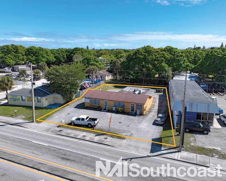 2425 Okeechobee Rd, Fort Pierce, FL for sale - Building Photo - Image 1 of 11