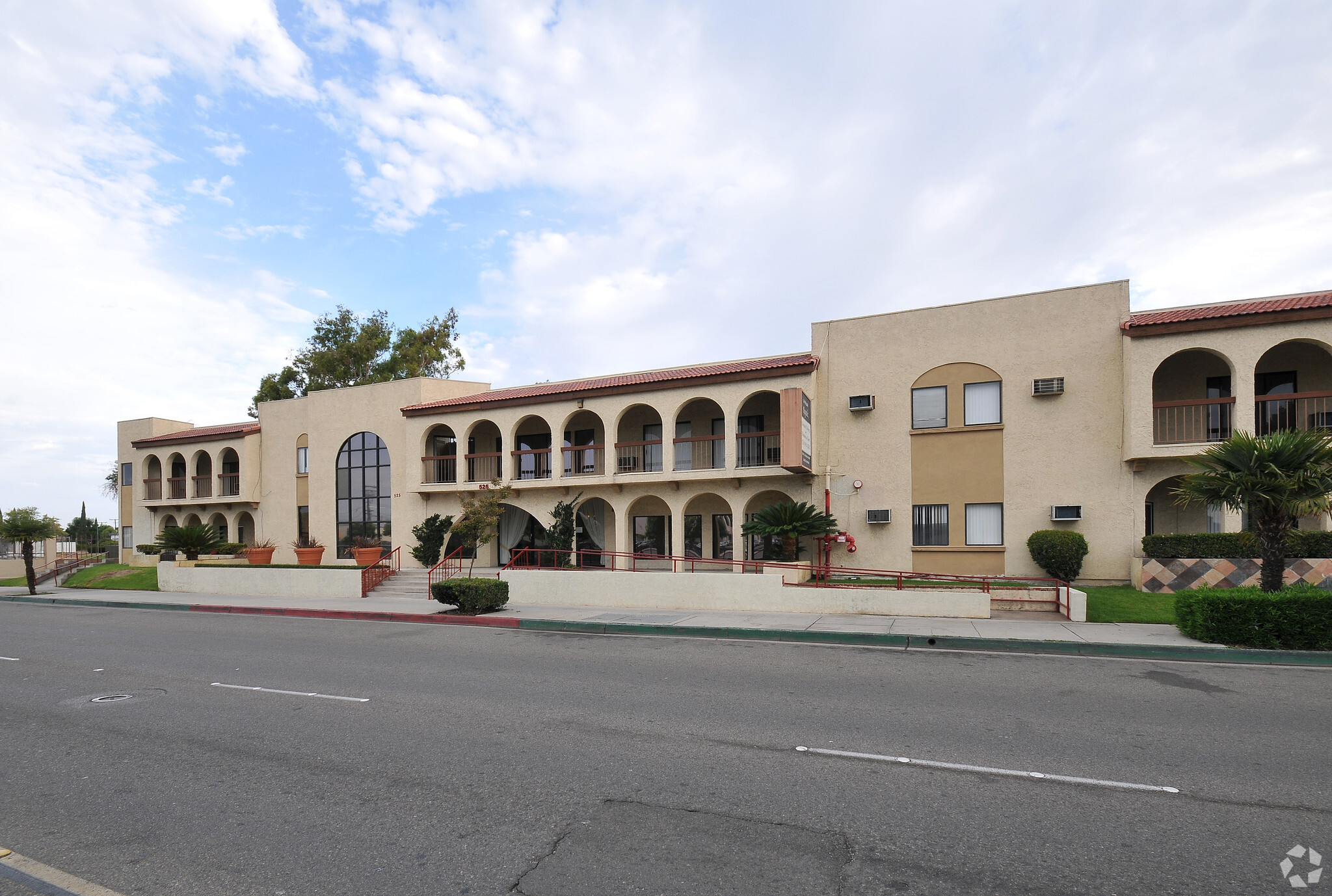 525 W La Palma Ave, Anaheim, CA for sale Primary Photo- Image 1 of 1