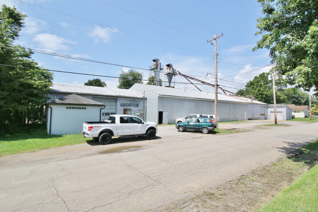 135 Kensington Ave, Zanesville, OH 43701